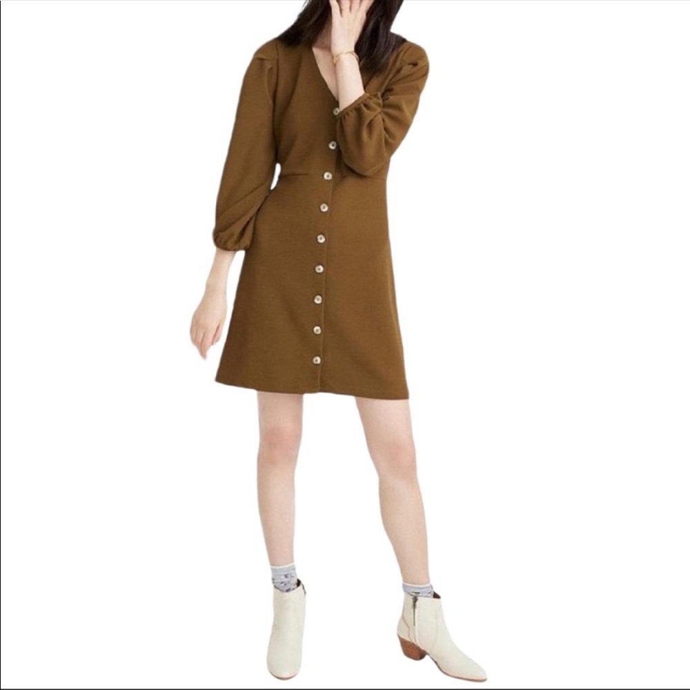 Texture & Thread Crepe Balloon-Sleeve Dress